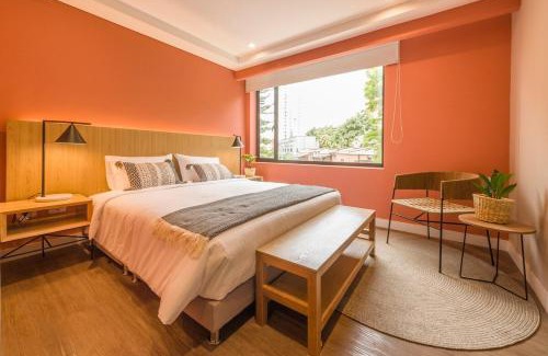 Los Naranjos Apartamento | Elegant Space in El Tesoro Recharge in Comfort 308