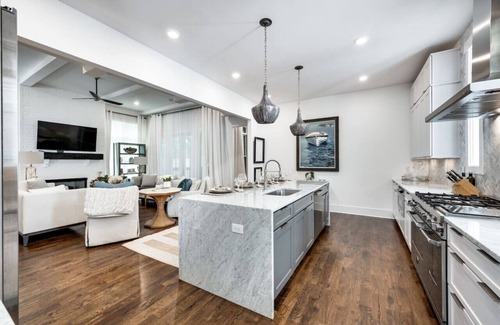 Green Hills Casa | Elegant & Spacious Furnished w/ Garage+Fenced Yard