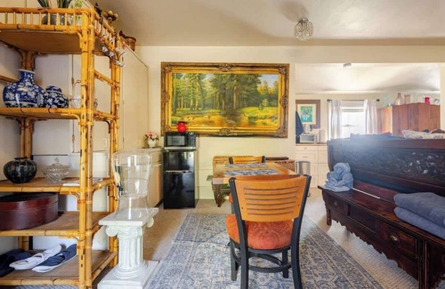 Claremont Casa | Elegant Spacious Prvt Studio ~ Upscale Berkeley