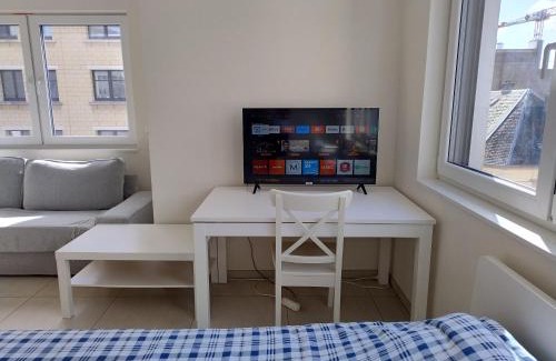 Bonnevoie Casa | Elegant Spacious Room, Steps from Luxembourg Train Station