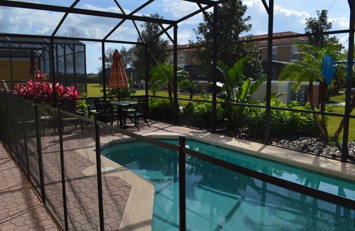 West Kissimmee Casa | Elegante y espaciosa casa de pueblo a 4 millas de Walt Disney World