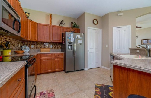 North Port Casa | Elegant & Spacious Vacation Rental Single Family