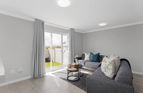 Cape Town Apartamento | Elegant, Spotless 2 Bed For Enchanted Stays