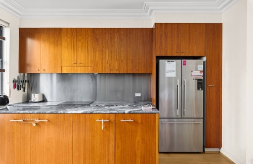 Balmain Apartamento | Elegant Stay in Balmain with Pool Access