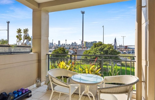 Balmain Apartamento | Elegant Stay in Balmain with Pool Access