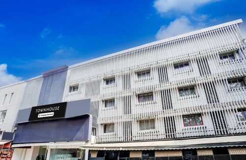 Khar Casa | Elegant Stays at The Unicontinental Khar Mumbai