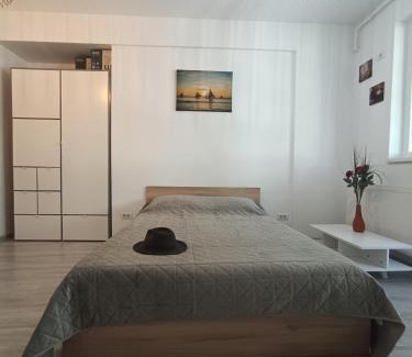 Chiajna Apartamento | Elegant Studio Militari Private Parking Self check in Netflix New building
