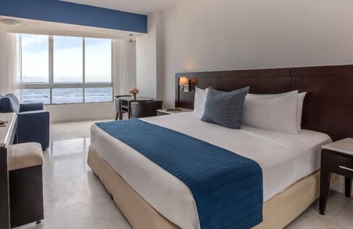 Marina Mazatlán Hotel | Elegant Studio with a Short Ride Away from Witches Beach