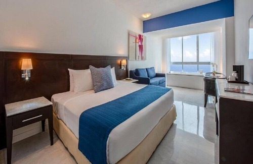 Marina Mazatlán Hotel | Elegant Studio with a Short Ride Away from Witches Beach