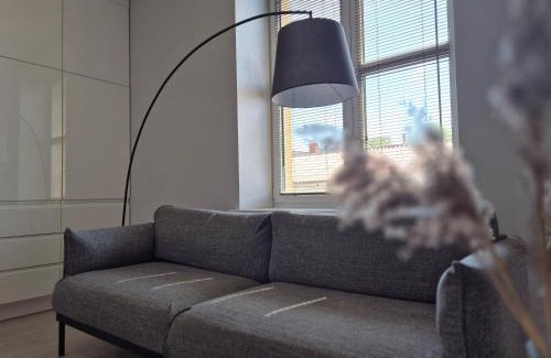 Old Town Apartamento | Elegant Studio on Market Square