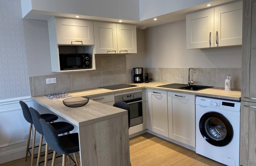 Vieux Vichy Apartamento | Apartamento Moderno en el Corazón de Vichy con WiFi, Cocina Equipada y Estacionamiento Gratis