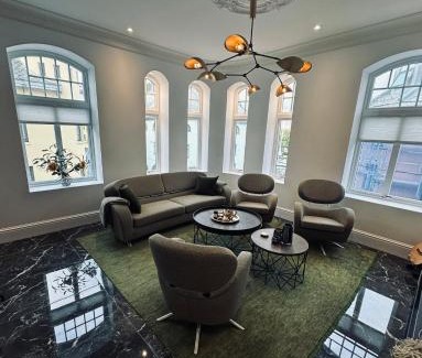 Alesund Apartamento | Elegant Three-Bedroom Apartment with Stunning Sea Views - Limited availability - Secure your booking for Christmas 2025 and Summer 2026
