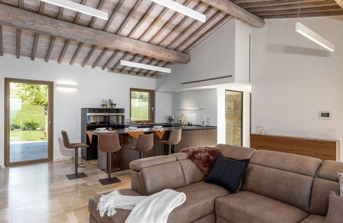 Volterra Villa | Elegante villa toscana con piscina