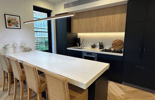 North Sydney Casa | Elegant two level family home - city retreat in North Sydney