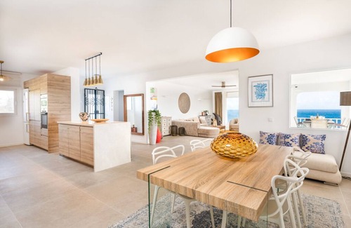 S'Algar Villa | Elegante villa en primera línea de mar, S´Algar, Menorca