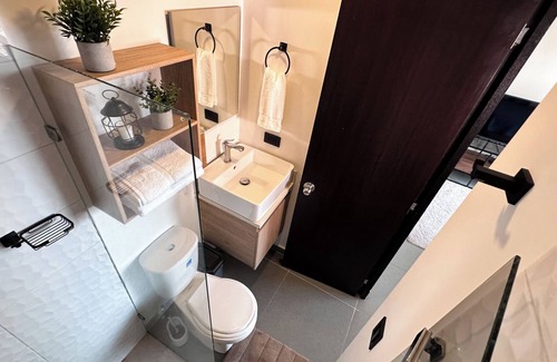 El Tesoro Apartamento | Elegante Apartamento cerca del Tesoro y Provenza by Hoost 2408