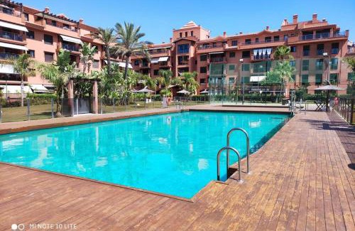 Motril Apartamento | Elegante Apartamento en Playa Granada & Golf