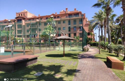 Motril Apartamento | Elegante Apartamento en Playa Granada & Golf