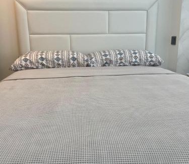 Recoletos Apartamento | Elegante Apartamento en Serrano-Recoletos