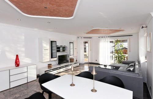 Prien am Chiemsee Apartamento | Elegante Ferienwohnung Relax