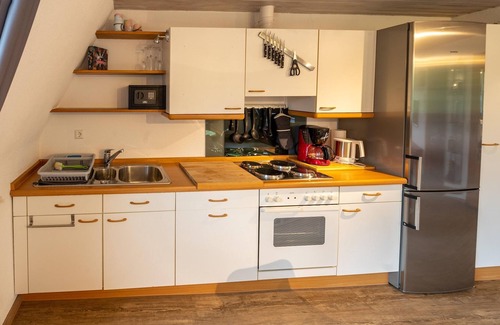Herrischried Apartamento | Elegante apartamento con piscina