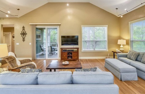 Plantation Casa | ELEGANTLY APPOINTED AND RECENTLY RENOVATED in 2016!