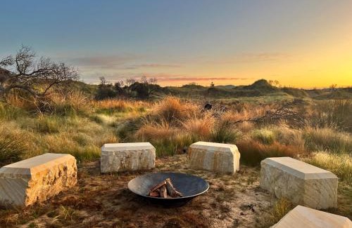 Dolphin Sands Casa | Elements - Freycinet Holiday Houses