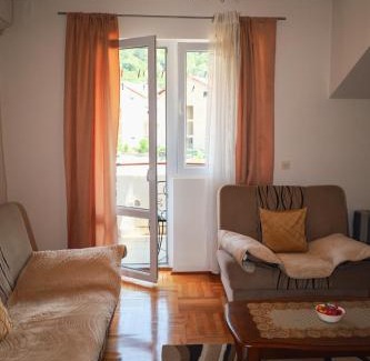Pluzine Apartamento | Elena Apartment