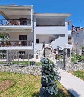 Olympiada Apartamento | Elena Apartments