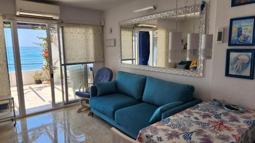 Sitio de Calahonda Apartamento | ELENA flat A little paradise right on the BEACH