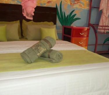 Trincomalee Hotel | Elena Garden Resort and Restaurant