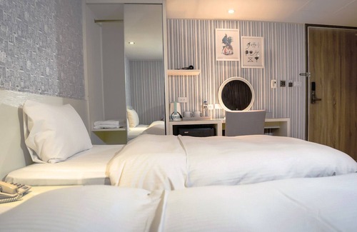 East District Casa | ElEnce Hotel