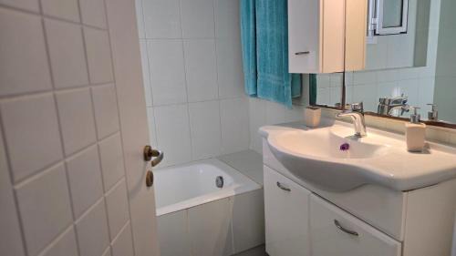 Loutra Oraias Elenis Apartamento | Eleni Golden - Comfort Stay 2