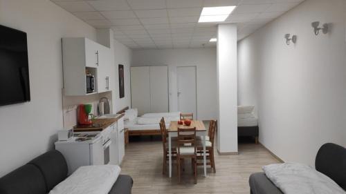 Sanderau Apartamento | Eleonoras Ferienwohnung in Würzburg Stadt mit Terrasse im Erdgeschoss inklusive eigenen Parkplätzen vor der Tür
