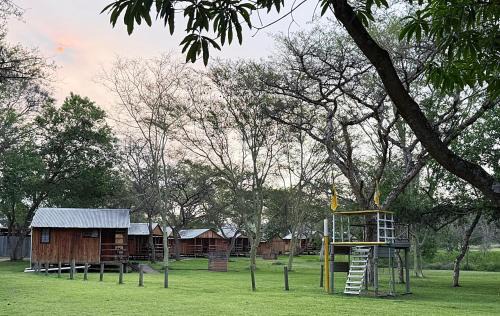 Mbombela Chalet De Esquí | Elephant 2 Chalet Hippo Waterfront Lodge
