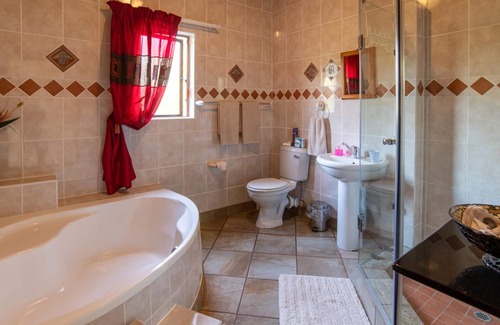St. Lucia Cama Y Desayuno | Elephant Coast Guest House