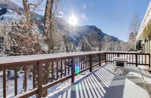 Carbondale Casa | Elephant Mountain Cabin at Filoha Meadows