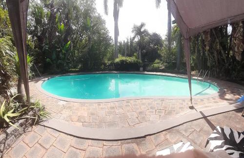 Phalaborwa Casa | Elephant Walk Guesthouse and Back Packers