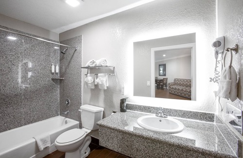 Inglewood Hotel | Elev8 Hotel Los Angeles LAX