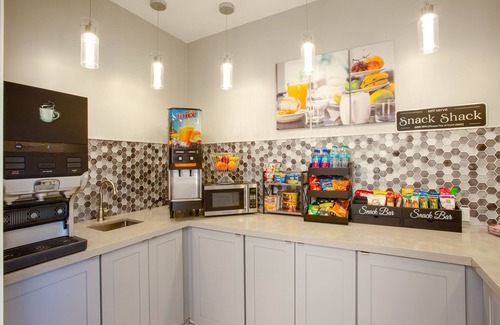 Inglewood Hotel | Elev8 Hotel Los Angeles LAX