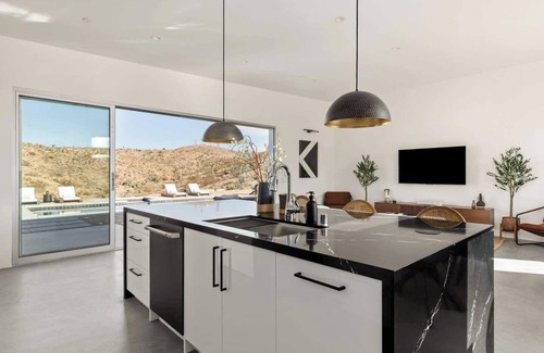 Yucca Valley Casa | Elevate: In-Ground Pool, Spa & Cold Plunge!