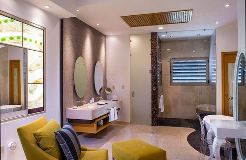 Zona sur Complejo | Elevate Your Stay: Secluded Bliss - 3 Bedroom Mountain Penthouse at Garza Blanca