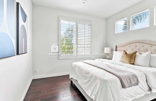 Woodbridge Casa | Elevated Comfort on Del Carlo #41997