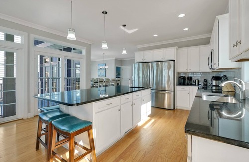 Long Beach Casa | Elevated Pool In-Deck -7BR/5.5BA House - Oceanfront, Elevator, Sleeps 24