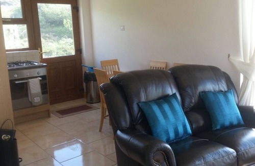 Lettermacaward Casa | Elevated Site In Peaceful Donegal Bright Cottage - Fantastic Sea & Mountain view