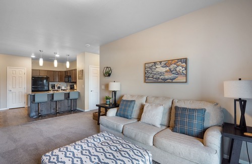 Waukee Apartamento | Elevated Spacious Comfortable 2 King Amenities