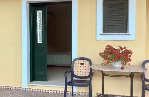 Doukades Apartamento | ELIA