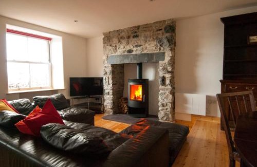 Cwm-y-glo Casa | Elidir View