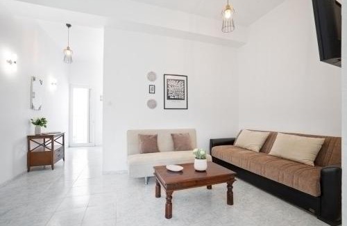 Nea Chora Apartamento | Elie's House next to the beach
