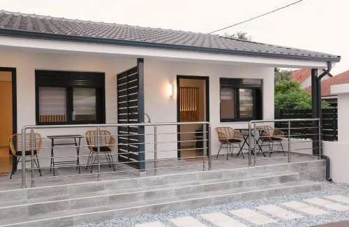 Asprovalta Casa | EliGio Luxury Suites